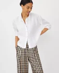 cropped-linen-shirt-TwvBsqnV-0.webp