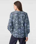 embroidered-floral-blouse-eDfAISjs-0.webp