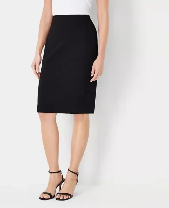 Ann Taylor Petite Skirts|Petite Suits|The Petite Seamed Pencil Skirt In Seasonless Stretch Core Black