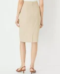 the-petite-seamed-pencil-skirt-vuFajUby-0.webp
