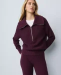 weekend-collection-half-zip-wa-JYwBDMUX-0.webp